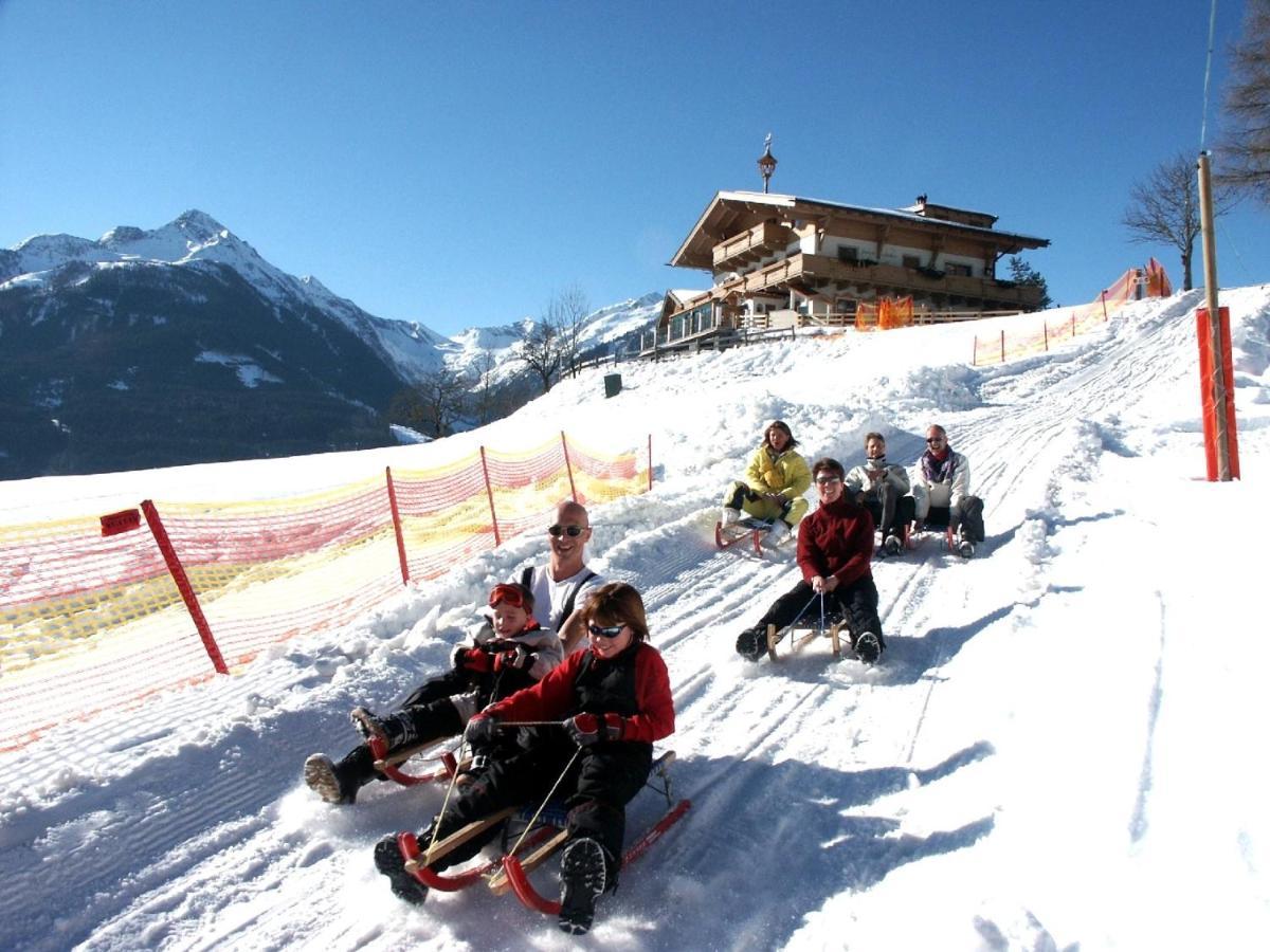 Hotel Gasthof Kroell - Inkl Nationalpark-Karte, 1 X Grossglockner Hochalpenstrasse Kostenlos, 1X Gerlos Alpenstrasse Kostenlos, Krimmler Wasserfaelle Kostenlos, Verschiedene Bergbahnen Kostenlos, Badesee Kostenlos, Bus & Zug Kostenlos, Genusskueche, Нидернзилль Экстерьер фото
