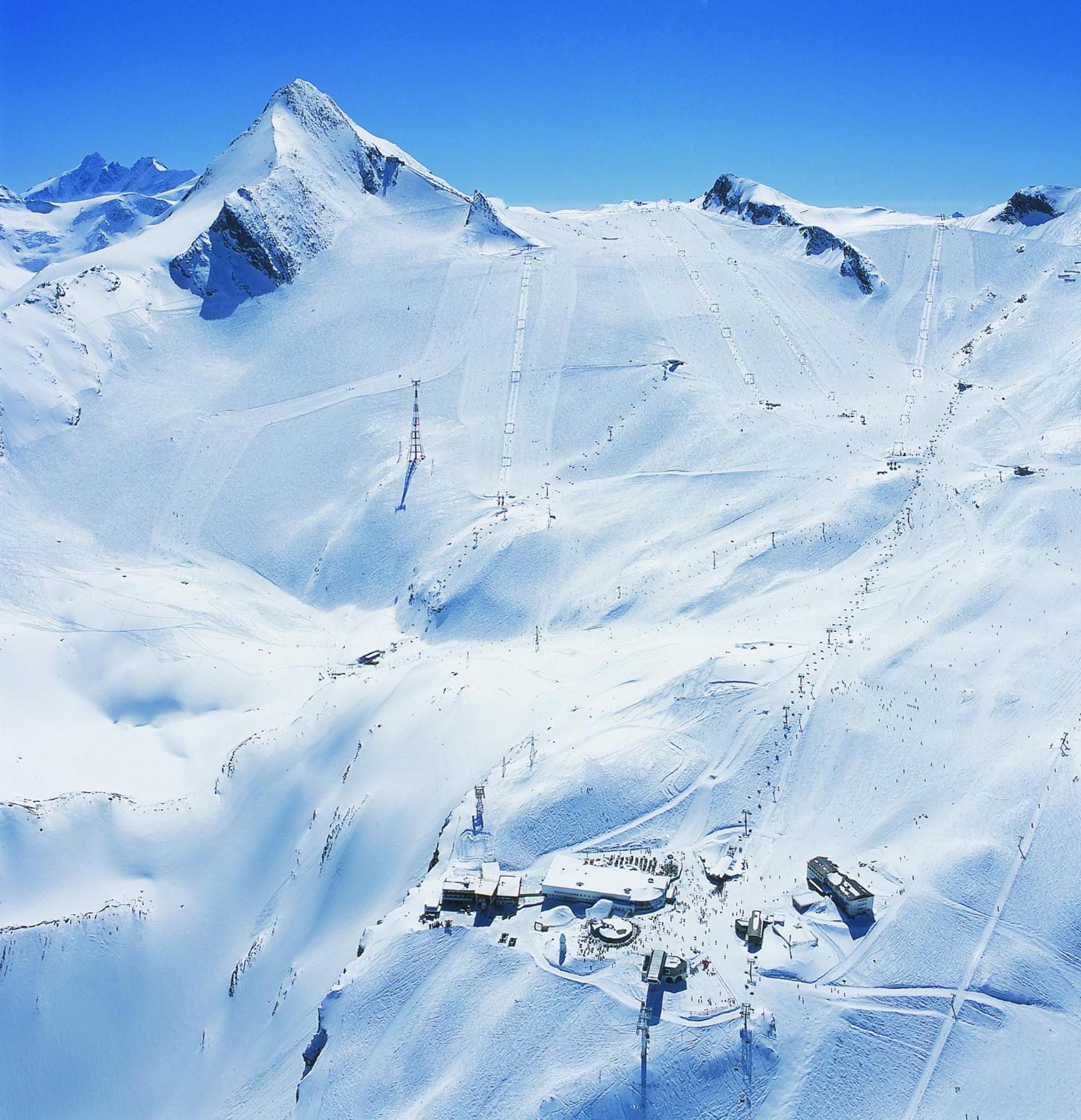 Hotel Gasthof Kroell - Inkl Nationalpark-Karte, 1 X Grossglockner Hochalpenstrasse Kostenlos, 1X Gerlos Alpenstrasse Kostenlos, Krimmler Wasserfaelle Kostenlos, Verschiedene Bergbahnen Kostenlos, Badesee Kostenlos, Bus & Zug Kostenlos, Genusskueche, Нидернзилль Экстерьер фото